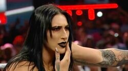 “最狂”美女レスラーのバキバキすぎる「すっぴんショット」が大反響…夢の祭典へ準備万端の姿に20万以上の“いいね”が押される