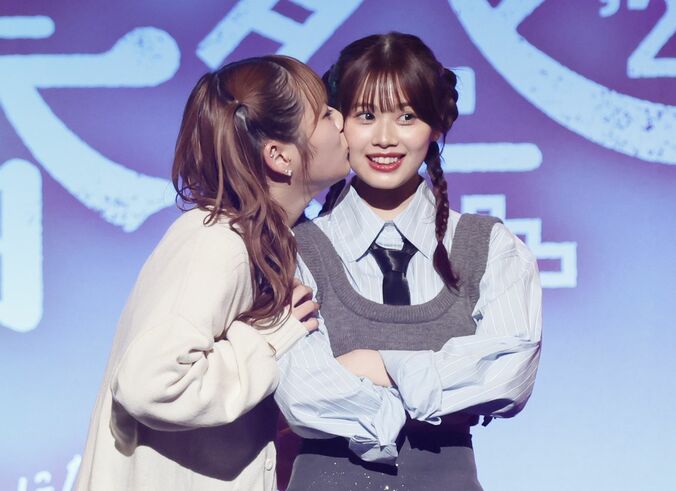 【写真・画像】希空（のあ）、ステージでほっぺキス！次の『今日好き』参加に意欲も「出たいな〜って思っています」　1枚目