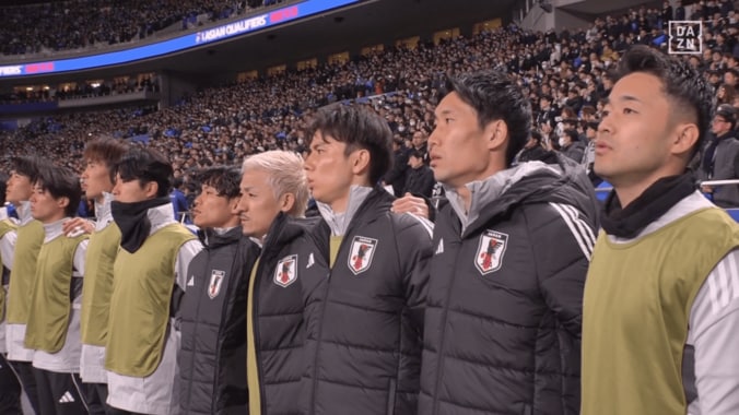震えながら…森保一監督、国歌斉唱で大号泣！「毎度毎度グッとくる」「国を背負う覚悟や想い」Ｗ杯最速出場かかったバーレーン戦はスコアレスで前半終了 3枚目
