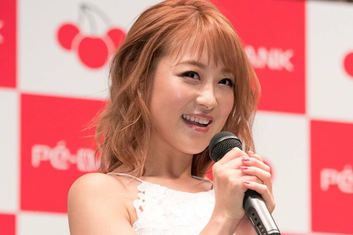 鈴木奈々 藤岡弘 に尊敬のまなざし 71歳のおじいさんだけど カッコイイ と連呼 その他 Abema Times