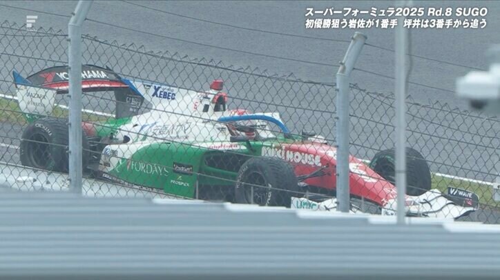 【写真・画像】国内最速レース、悲願の初優勝で“元F1の大物”が中継に！ 映り込んだ約8秒に「おったんかw」視聴者注目　1枚目