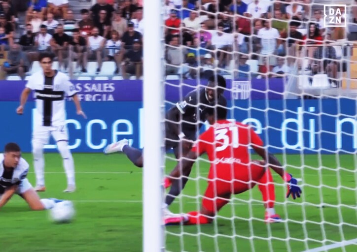 【写真・画像】「少し見栄えは悪いけど…」堂安律、“珍事”からの今季初得点に苦笑い「ゴールはゴールだし数字は嬉しい」と喜び＆手応えも　1枚目