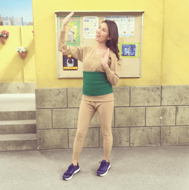 橋本マナミ「変なおじさん」衣装を披露　「何着てもスタイリッシュ」と話題に