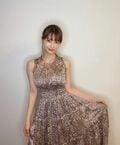岸明日香、色っぽさ漂うワンピース姿に「色気がはみ出してる」「超可愛い～スタイル良すぎ」と反響