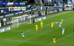 「何やってんだ！」「それ外すか…」鎌田大地が“オーマイゴッド”になった気の毒な瞬間…絶妙ラストパス→味方のシュートミスで“アシスト未遂”「これは決めなあかんヤツ」