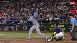 プールに“ぽちゃ”…大谷翔平、驚愕の“ゴルフ打ち”ホームランに現地SNSも反応「これが入るのか」敵地騒然の一発