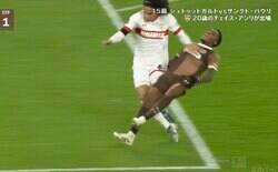 「ふざけるなよ！」ファン激怒… チェイス・アンリ、痛恨のPK献上シーン　VARも介入なし… 物議を醸す“微妙な判定”「マジかよ」「厳しすぎるだろ」