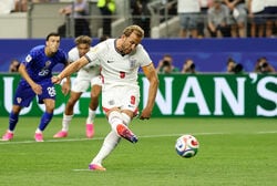 【W杯】イングランド戦でPK蹴り直し…ケイン、変えた“動き”＆2度目のキックに「わかってても止められんって」驚きと称賛
