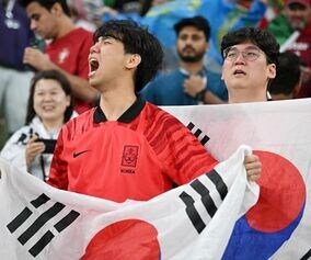 「奇跡と言わずしてなんと言う！」「涙が止まらない」韓国代表の劇的勝利→大逆転16強入りに母国ファンも熱狂！【W杯】