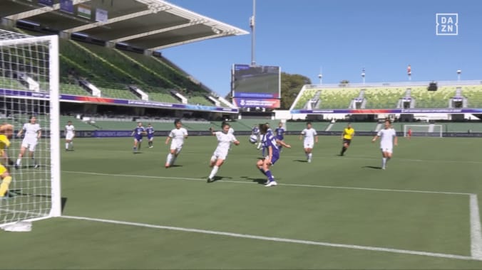 「やっぱり本物だ」なでしこ谷川萌々子、“極上ムーブ”で先制点！「あの落ち着きよ」“ドン引き守備”をついに打ち破った瞬間【女子アジアカップ】 3枚目