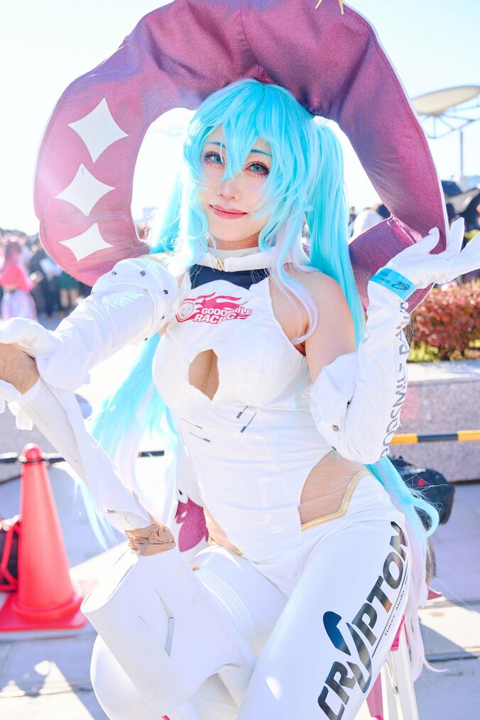 【写真・画像】レーシングミク2024 Ver.コスプレ画像　6枚目