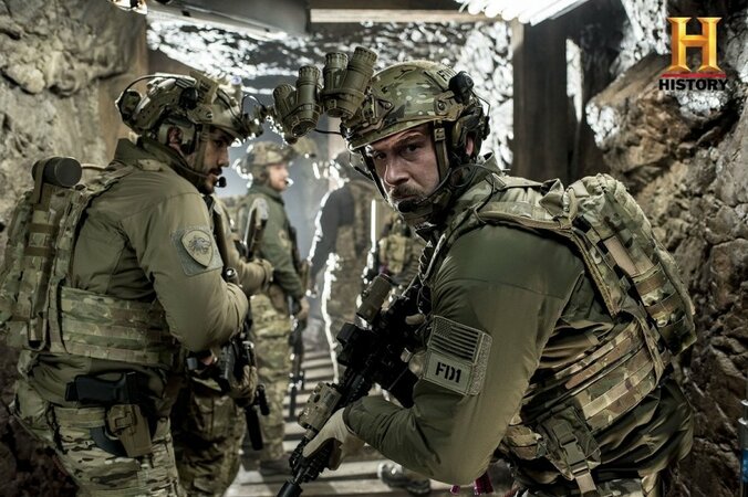 『SIXアメリカ海軍特殊部隊』シーズン2にオリヴィア・マン参戦＆第1話冒頭5分ノーカット映像解禁 2枚目