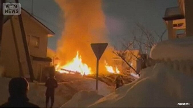 札幌の住宅街で爆発火災　5人死傷　広範囲で窓が割れる　跡形もないほど家が吹き飛ぶ 1枚目