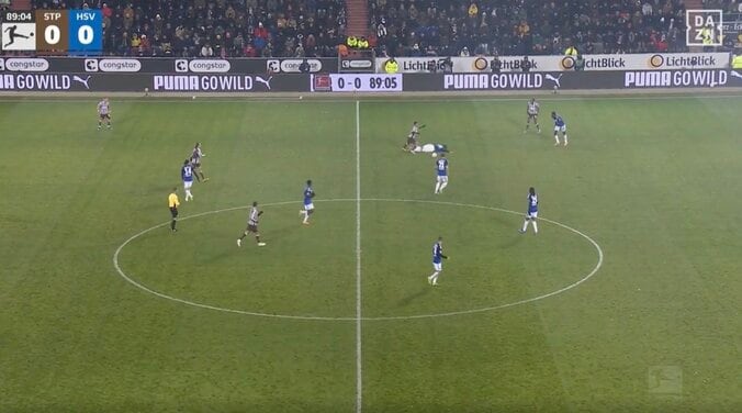 「エグすぎる」藤田譲瑠チマ、“身長差18cm”巨体DFを吹っ飛ばした「すげえなw」急加速→電光石火のハードディフェンス炸裂 5枚目