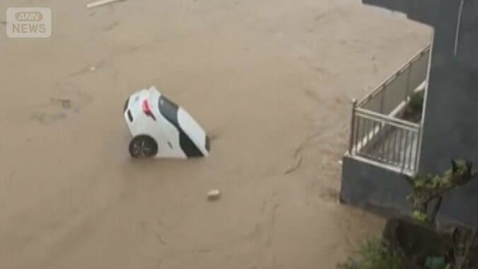 台風12号 中国南部で猛威　北西部では鉄砲水で10人死亡 1枚目