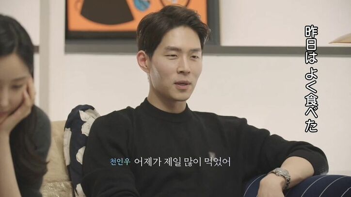 モテモテ清楚系美女が激しく嫉妬！目の前で気になる男子が他の女子とイチャイチャし始め…