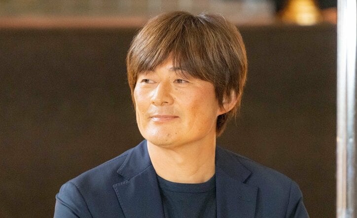 元サッカー日本代表・岩本輝雄さん、50歳で“結婚歴ナシ”の理由明かす 葉山の別荘も公開 4枚目