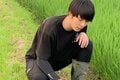 「山下智久さんに似てると言われます」イケメン農家（25）のビジュアルに絶賛の声「確かに！」「雰囲気ある！」