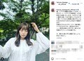 川口春奈「彼らには写真のテクニックが必要」 マネージャーが撮影したレアな“半目ショット”公開