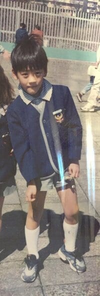 竹内涼真、幼い頃の写真を公開「変わらなすぎ」と反響