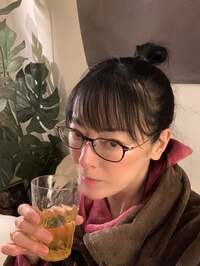 遠野なぎこ『『真っ直ぐに生きられない』』