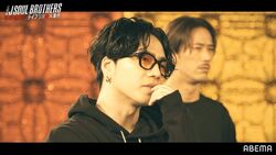 三代目JSBのマネージャーが謎の死！？メンバー全員が容疑者、疑心暗鬼のなかボロが出るのは…『マーダーミステリー ライブリハ殺人事件』