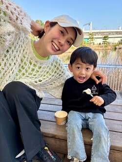おばたのお兄さん、妻・山崎夕貴アナと長男の“ご機嫌”な写真を公開「結局これが一番大事です！笑」