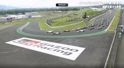 F1リザーブ岩佐がPPから“急失速” スタート直後に大混戦でまさか「5ワイド…そりゃ当たる」不運な展開に解説者も同情