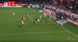 サポーター騒然…「何があったんだ？」「全部消えた」 VARの悲劇！バイエルンの怪物エースFWのスーパーゴールがまさかの取り消しの瞬間