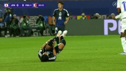 「レッドだろ！」日本代表MFが“足裏タックル”被害で絶叫…検証映像が物議「FVSが遠いアングルのみ」【U-20W杯】