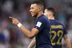 「すごすぎて笑うしかない」フランスのエース・エムバペが決めた強烈な無回転弾に脚光！「異次元やな」【W杯ラウンド16】