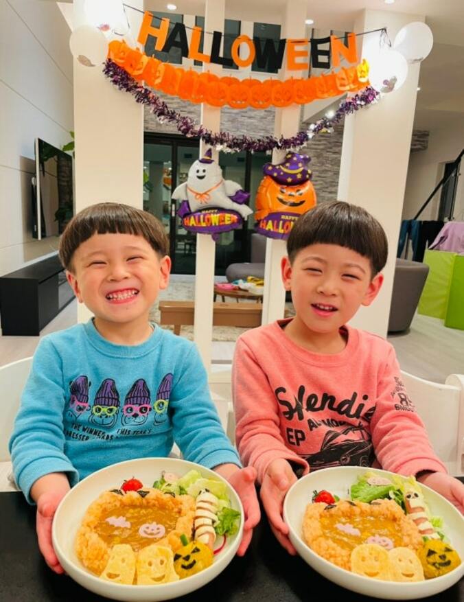  ココリコ・遠藤の妻、100均アイテムを利用したハロウィンご飯「使ったのは内緒です」  1枚目