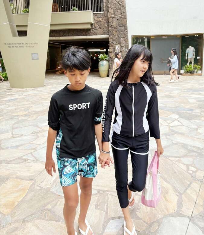 【写真・画像】市川團十郎白猿、サウナ後にサーフィンで海時間満喫「今日も美しい」　2枚目