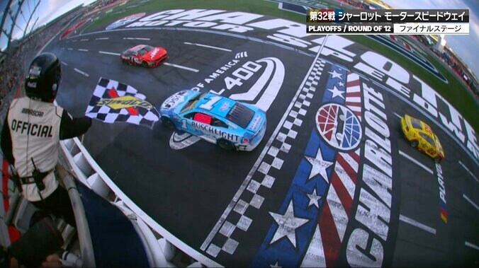 【写真・画像】ウソだろ…全米熱狂レース「バックでゴール」の劇的結末 「凄い画だ」「とんでもないドラマ」放送席も思わず興奮　1枚目