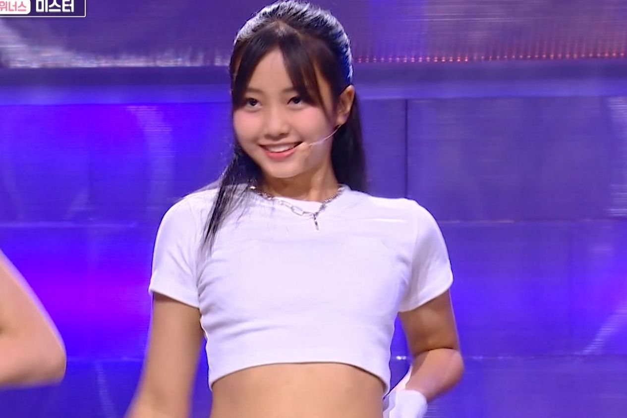  １3歳少女裸写真集 