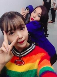 平野ノラ、仲良すぎな藤田ニコルとの2ショット公開「早くお酒飲みたい」