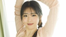 鮮烈グラビアデビューからわずか半年 藤本ばんび、4月18日発売のデジタル写真集から未公開カット大放出 『ヤングマガジン』登場