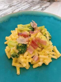  アレク、簡単で“めちゃくちゃ好評”だった料理を公開「みんな喜んでくれたよ」 