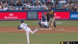 ふざけるなよ！ 山本由伸にとんでもない“誤審”「辞めてくれ」「酷すぎ」ど真ん中ストレート→まさかのボール判定が物議を醸す