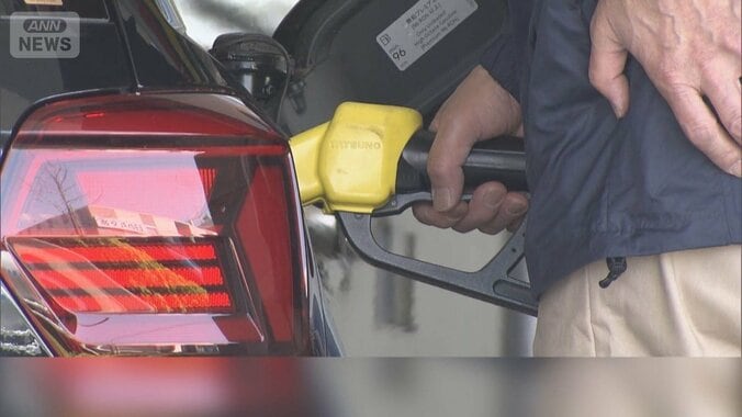 ガソリン補助金の見直し示唆　政府の財政負担拡大　毎月1000億円 1枚目