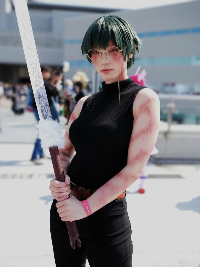 【写真・画像】『呪術廻戦』禪院真希のコスプレでこだわった「傷だらけでも美しい表現」　1枚目