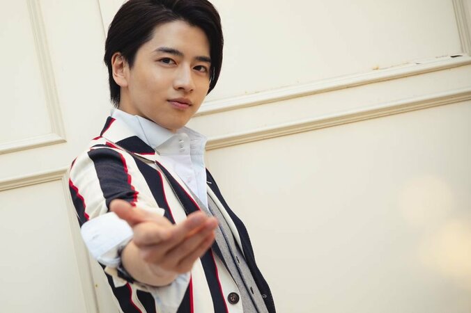 『御曹司ボーイズ』誰が一番“御曹司”っぽい？　平祐奈×磯村勇斗×飯島寛騎×稲葉友×山本涼介、本音トーク炸裂！ 10枚目