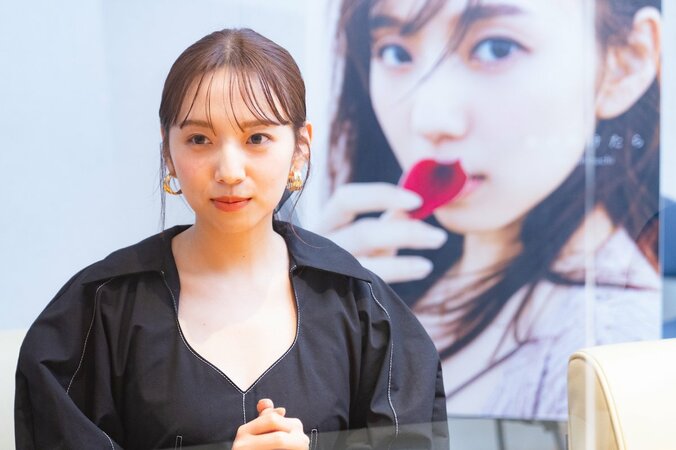 乃木坂46 新内眞衣、集大成写真集は「9年間、乃木坂の活動を続けてきたからこその仕上がり」卒業前の赤裸々な心境も 3枚目