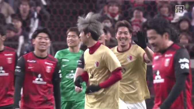 「泣けた」「感無量」元鹿島コンビの得点シーンにファン興奮「なぜそこに」「やっぱレベチ」大迫勇也の極上ポストプレーから昌子源が意地のゴール！ 5枚目