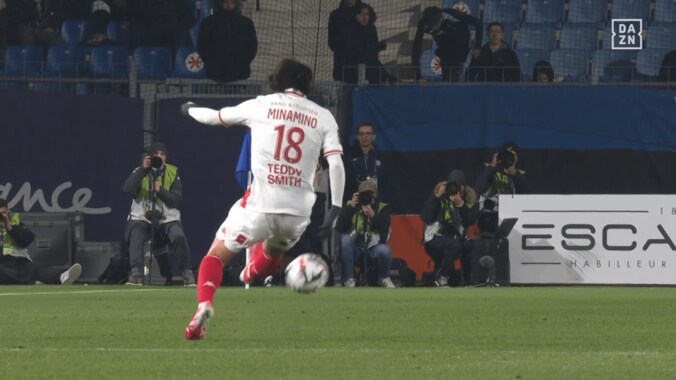 【映像】南野拓実、ノールックアウトサイドパス炸裂の瞬間