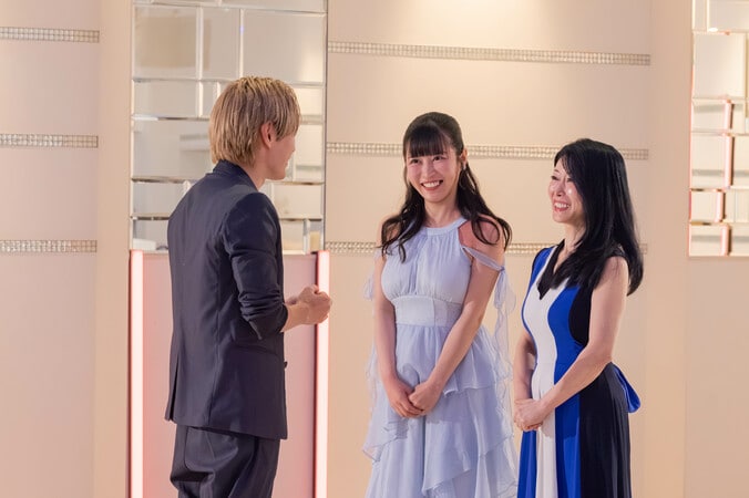 【写真・画像】“天然愛カップ”バーレスクダンサーの娘（27歳）、母親激推しの21歳イケメンに告白するも失恋「ママも男を見る目がなかった」　3枚目