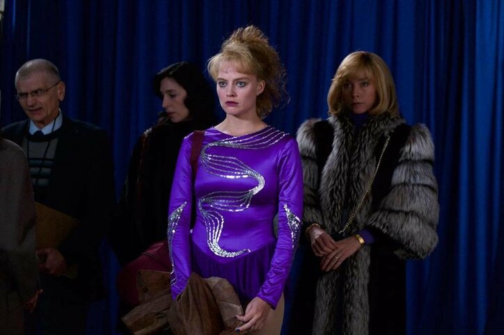 実際の衣装を完コピ！　映画『アイ,トーニャ 史上最大のスキャンダル』より美しすぎるフィギュア衣装の場面写真解禁