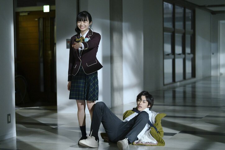 夜の卒業式でキスの予感！『ブラックシンデレラ』スピンオフ後編で意外な事実も