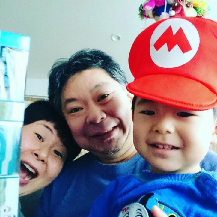 鈴木おさむ タイミングよく来てくれたサンタに感謝 本当なら明日の朝 話題 Abema Times