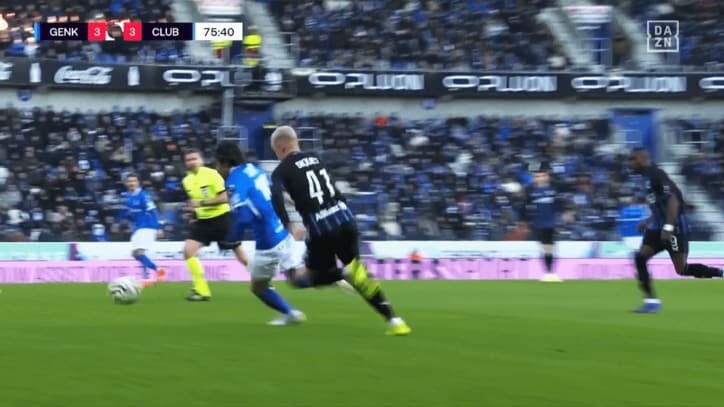 一気にカットインする伊東純也